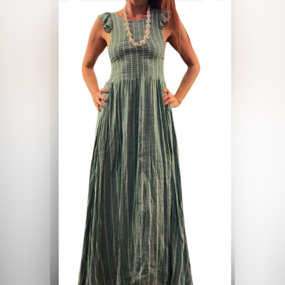Free People Dresses & Skirts - Free People XS Green Striped Maxi Dress Boho Flutter Sleeve